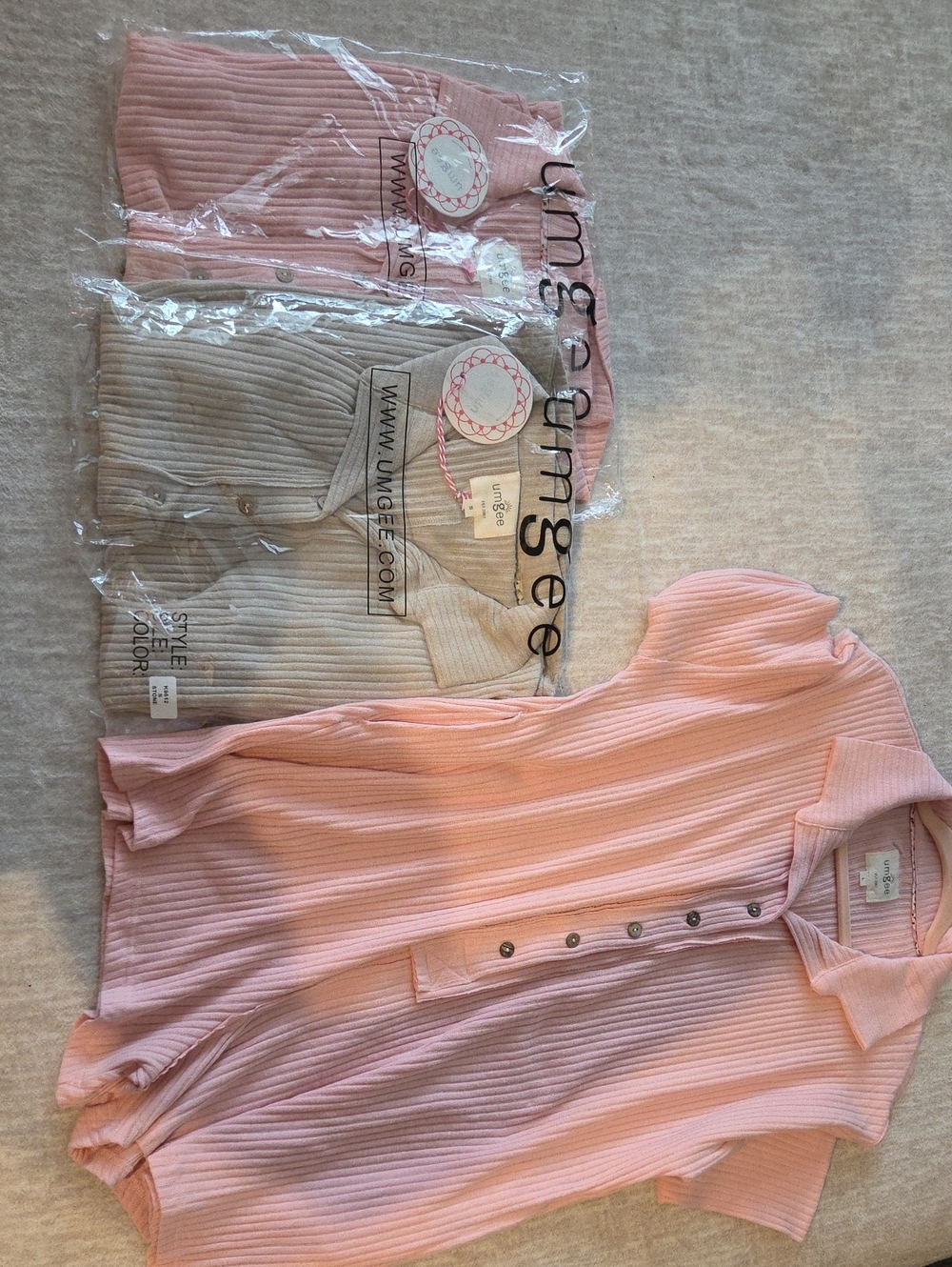 2 Size Small Umgee Pink & Also A Tan, Ribbed Button-Front Rompers - Picture 1 of 4